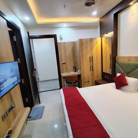 Celebration Guest House Лакхнау Экстерьер фото
