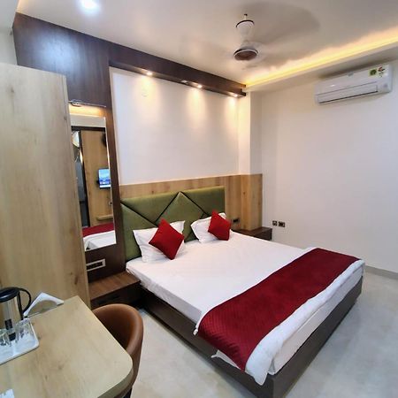 Celebration Guest House Лакхнау Экстерьер фото